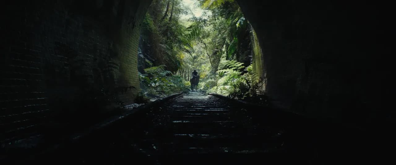 Królestwo Planety Małp: Nowe zdjęcie filmu o apokalipsie z małpami, reżyser określił go jako Apocalypto