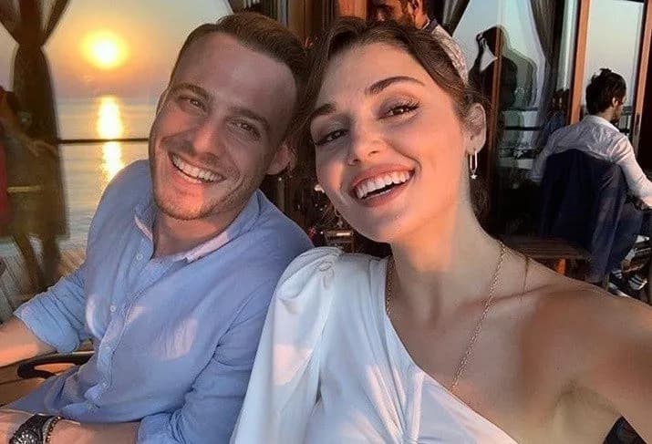 Czemu Kerem Bürsin hipnotyzuje widzów? Sekrety tureckiego aktora