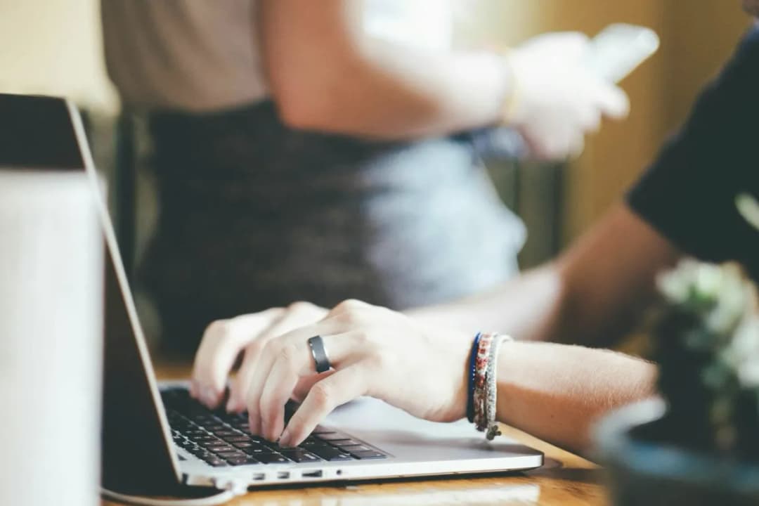 Kody promocyjne na platformach online – jak je znaleźć i najlepiej wykorzystać?